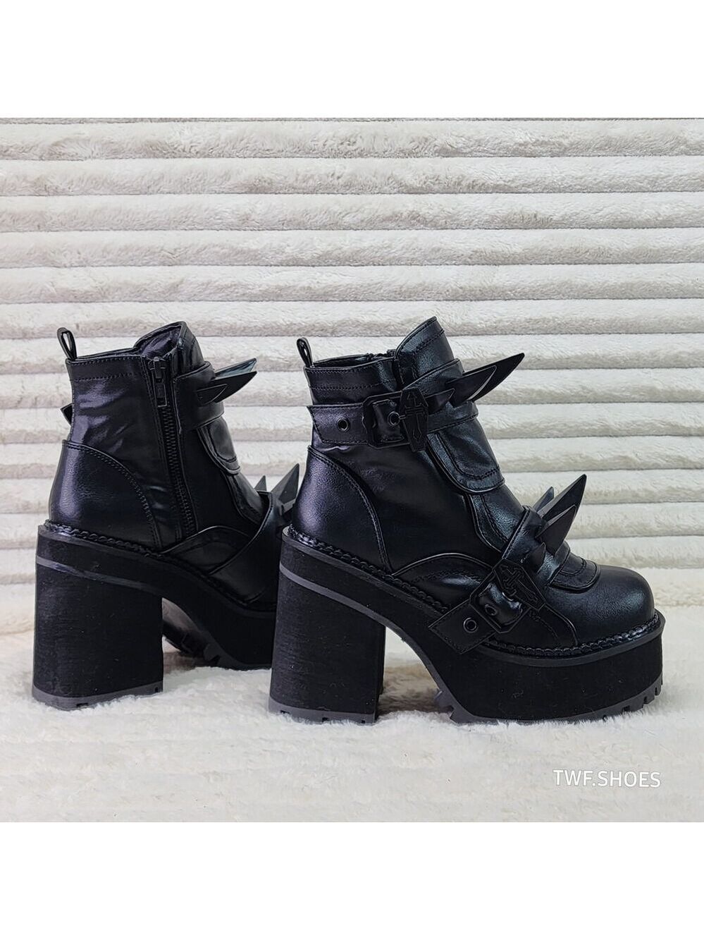 NIB Demonia Assault Black Matte Claw Spiked Platform Ankle Boots Goth